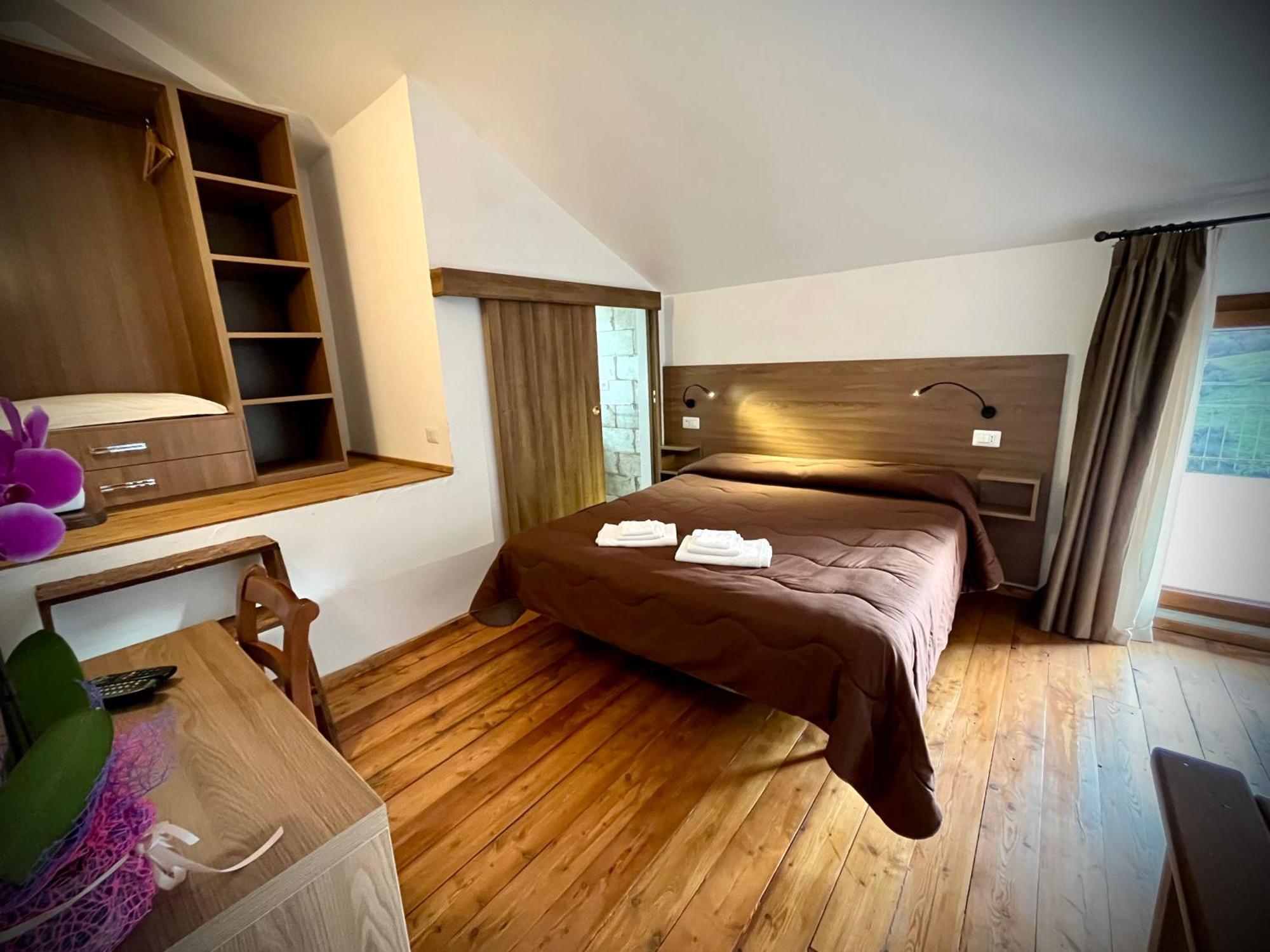 Hotel Pinguino 페스카세롤리 외부 사진