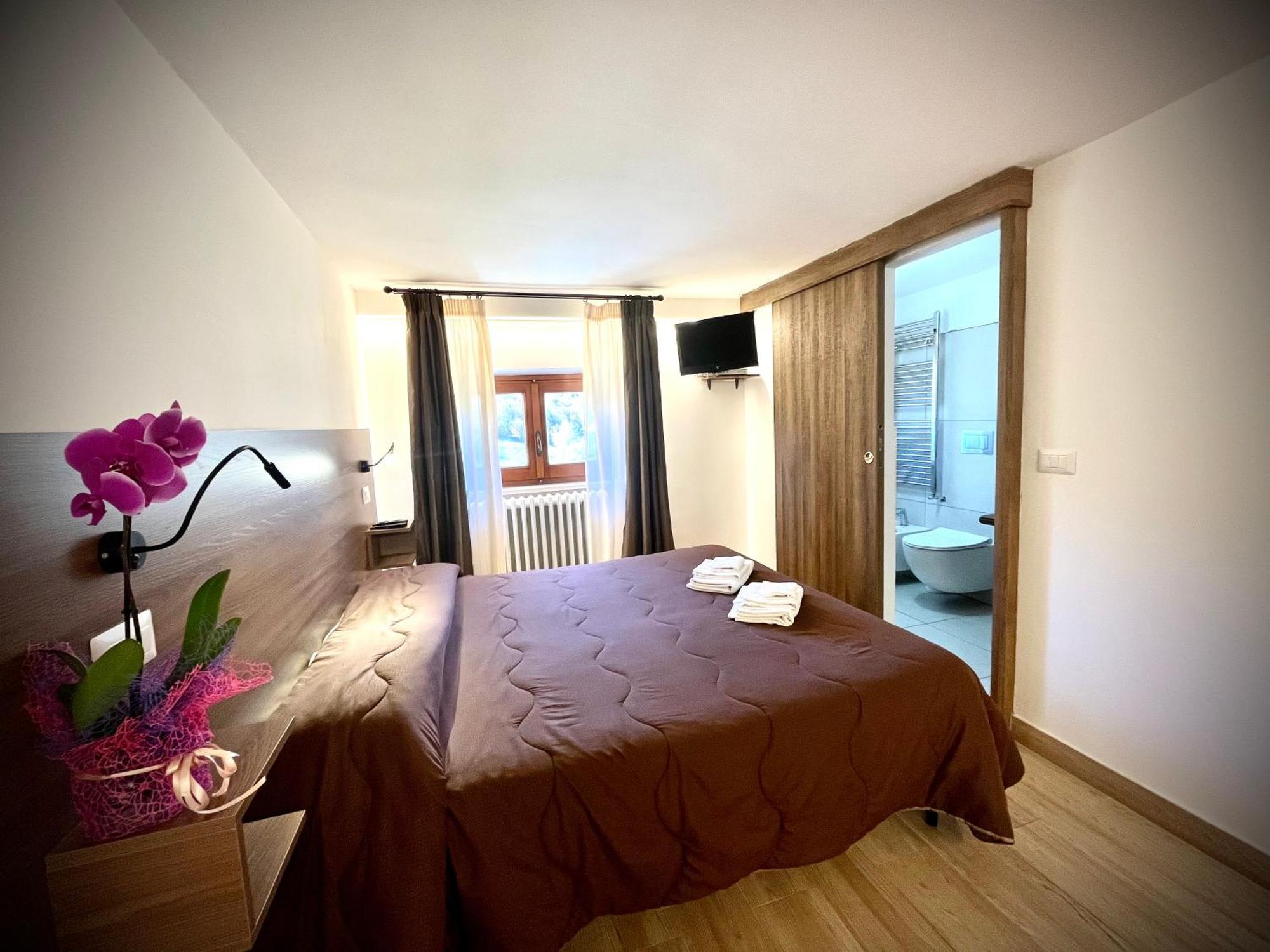 Hotel Pinguino 페스카세롤리 외부 사진