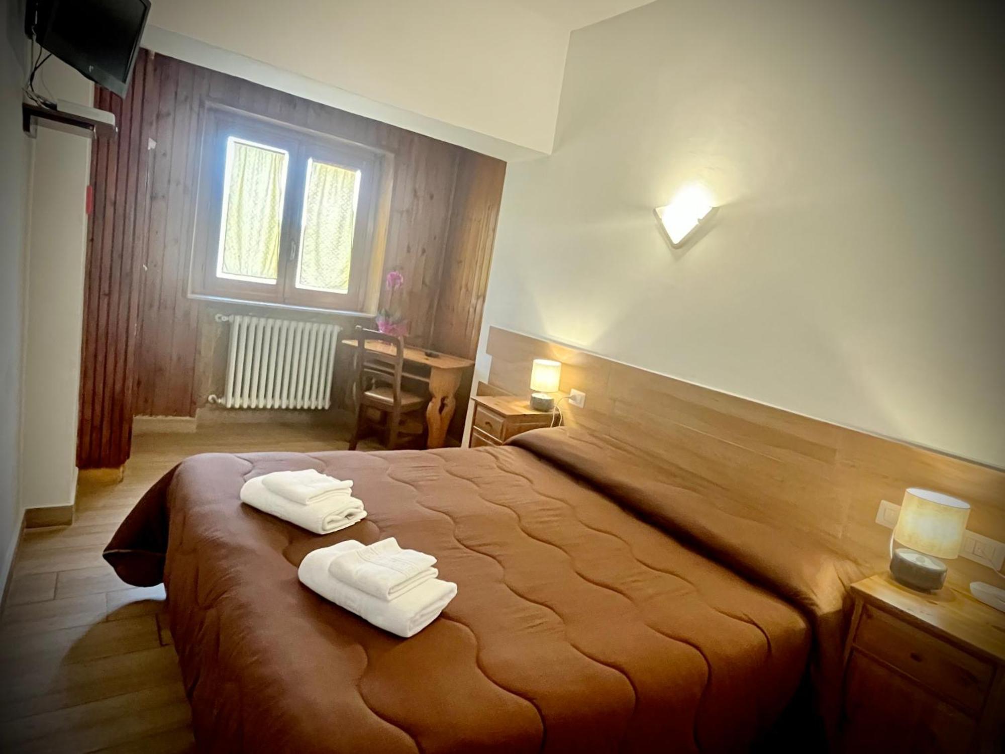 Hotel Pinguino 페스카세롤리 외부 사진